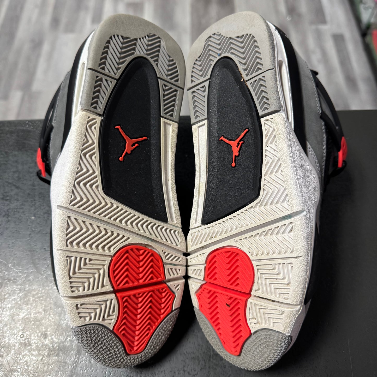 Jordan 4 Infrared / Preowned