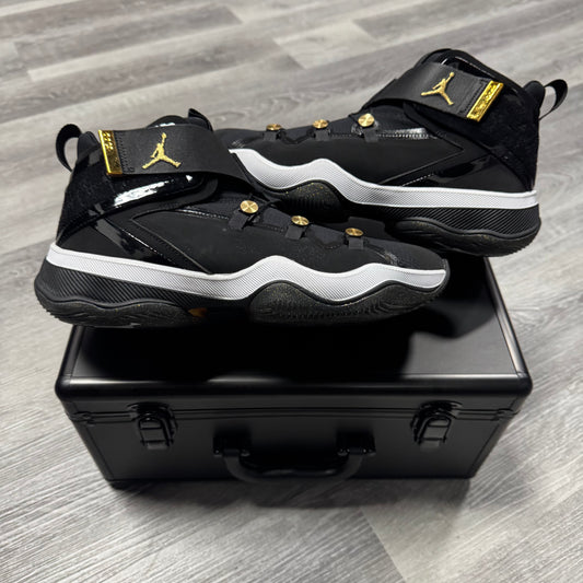 Jordan AJNT23 Black Metallic Gold / Brand New