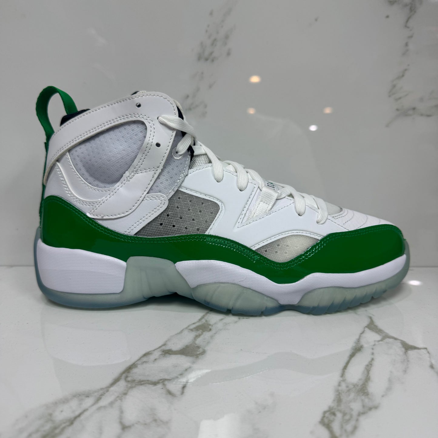 Jordan Two Trey Lucky Green / Brand New