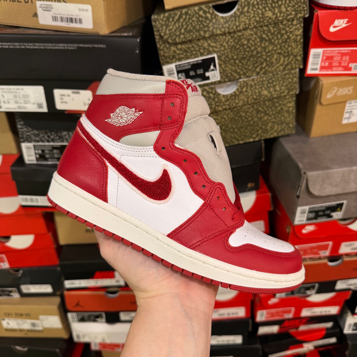 Jordan 1 Varsity Red / Brand New
