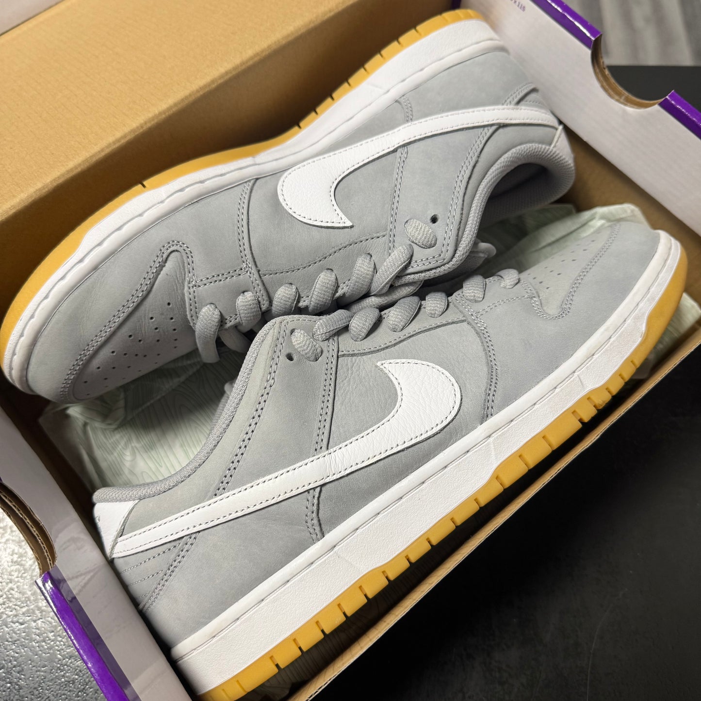 Dunk Low SB Wolf Grey Gum / Preowned