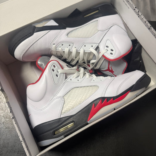 Jordan 5 Fire Red OG Silver Tongue / Preowned