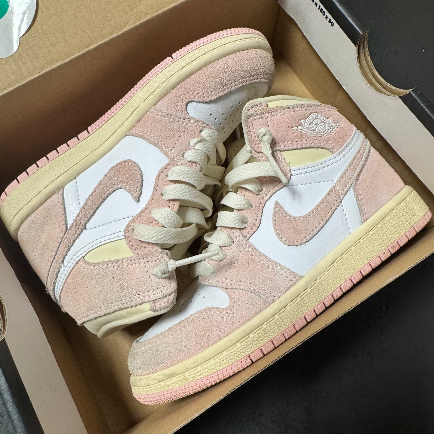 Jordan 1 Washed Pink / Preowned