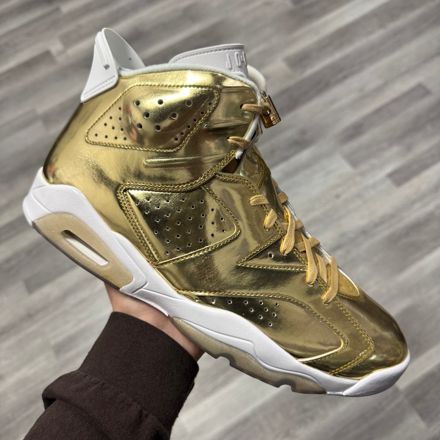 Jordan 6 Pinnacle Metallic Gold / Brand New