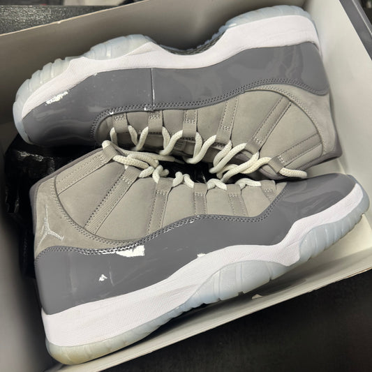 Jordan 11 Cool Grey / Preowned