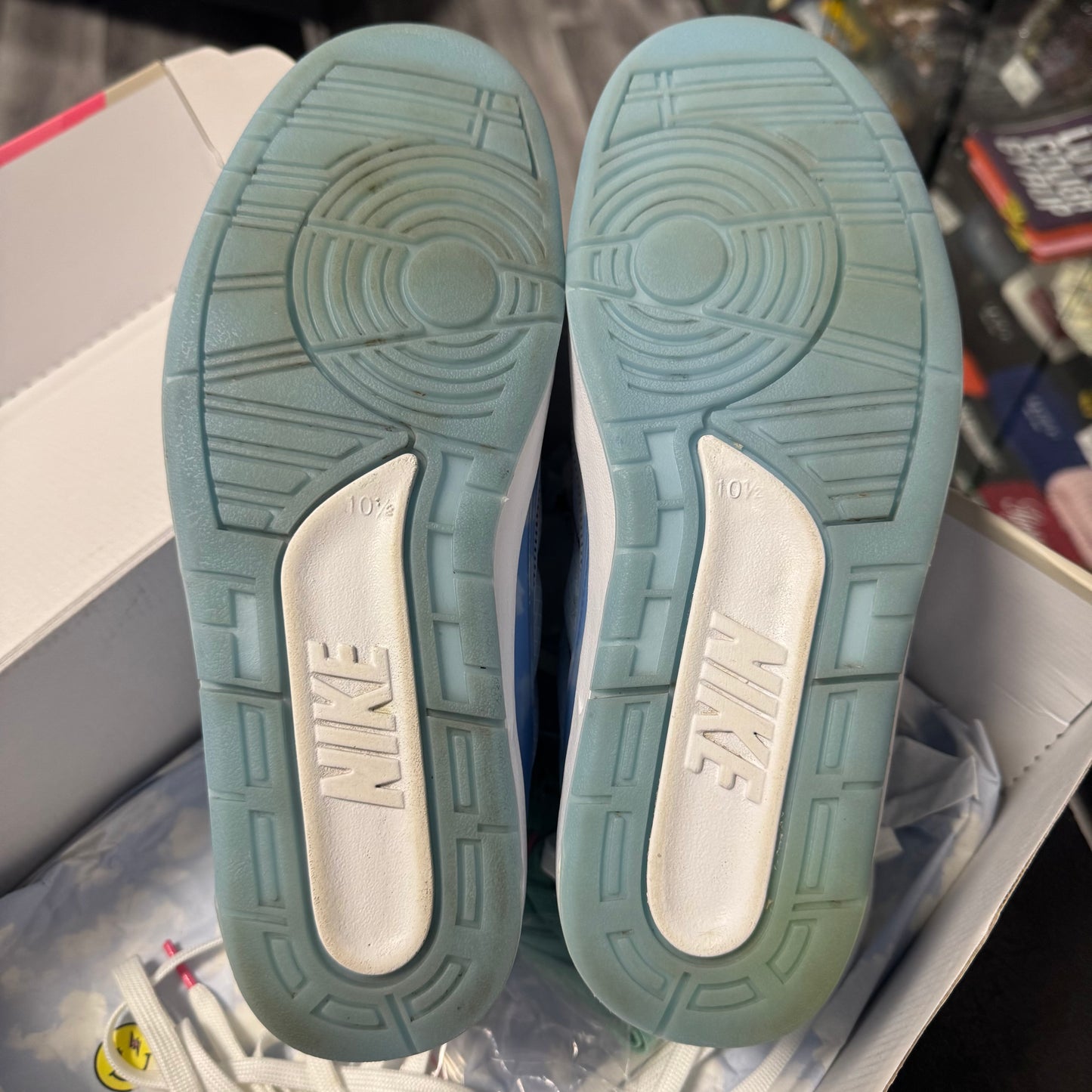 Jordan 2 J Balvin / Preowned