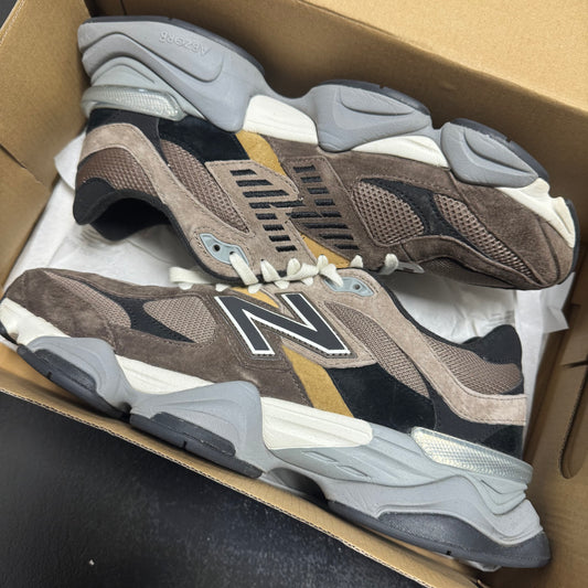 New Balance 9060 Dark Mushroom / Preowned