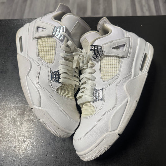 Jordan 4 Pure Money / Preowned