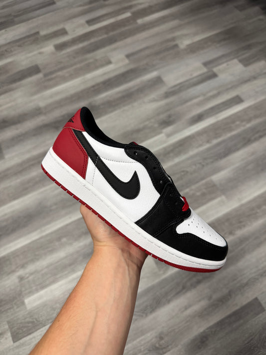 Jordan 1 Low Black Toe / Brand New