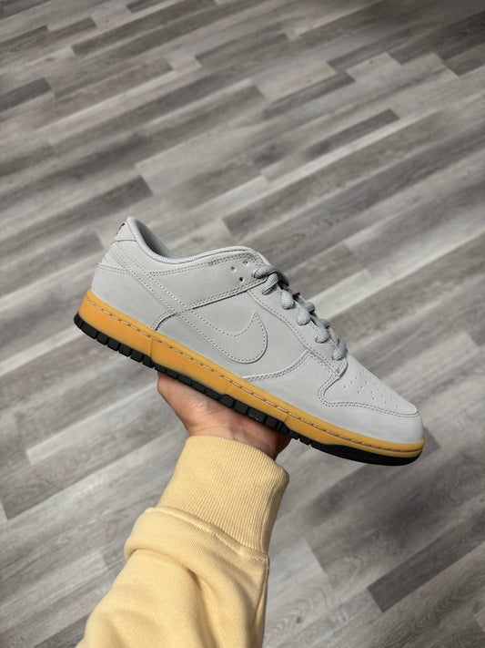 Dunk Low Wolf Grey Gum / Brand New