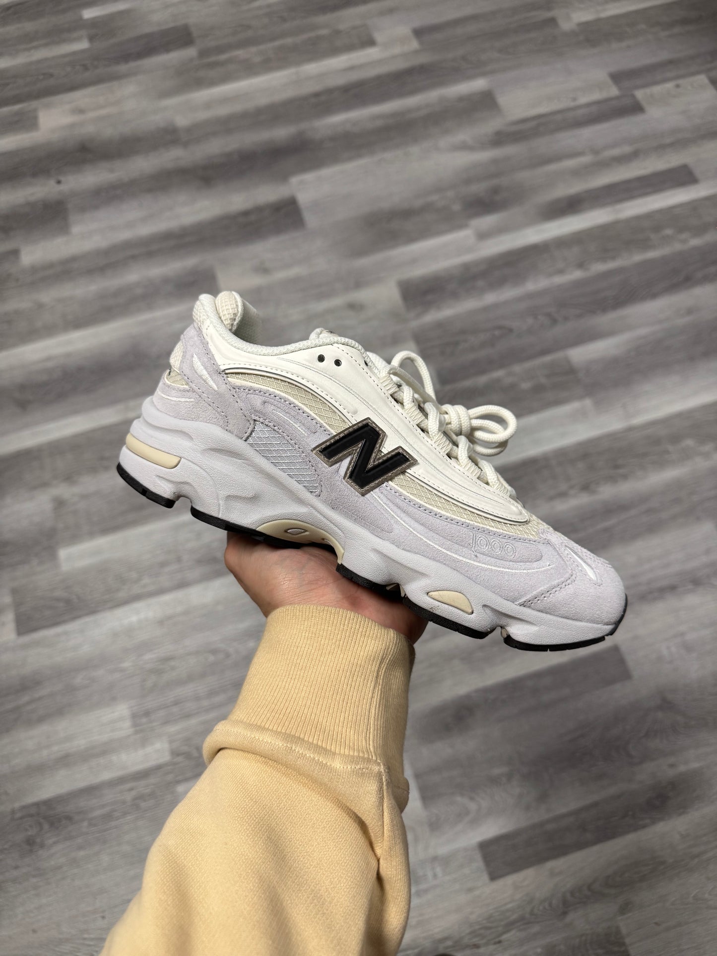 New Balance 1000 Pearl Grey Black / Brand New