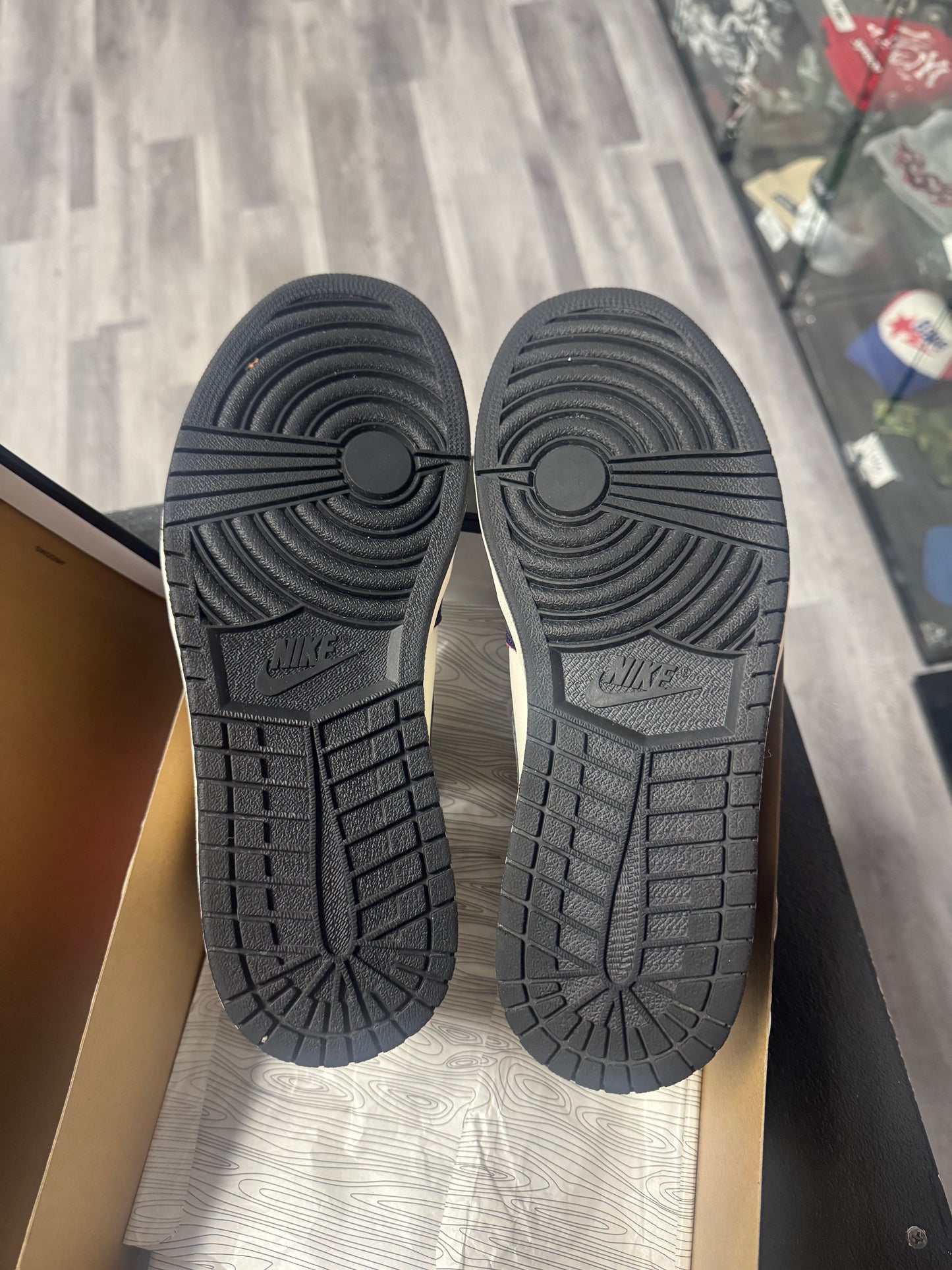 Jordan 1 LA to Chicago / Preowned