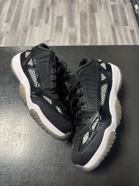Jordan 11 IE Craft Black White / Preowned