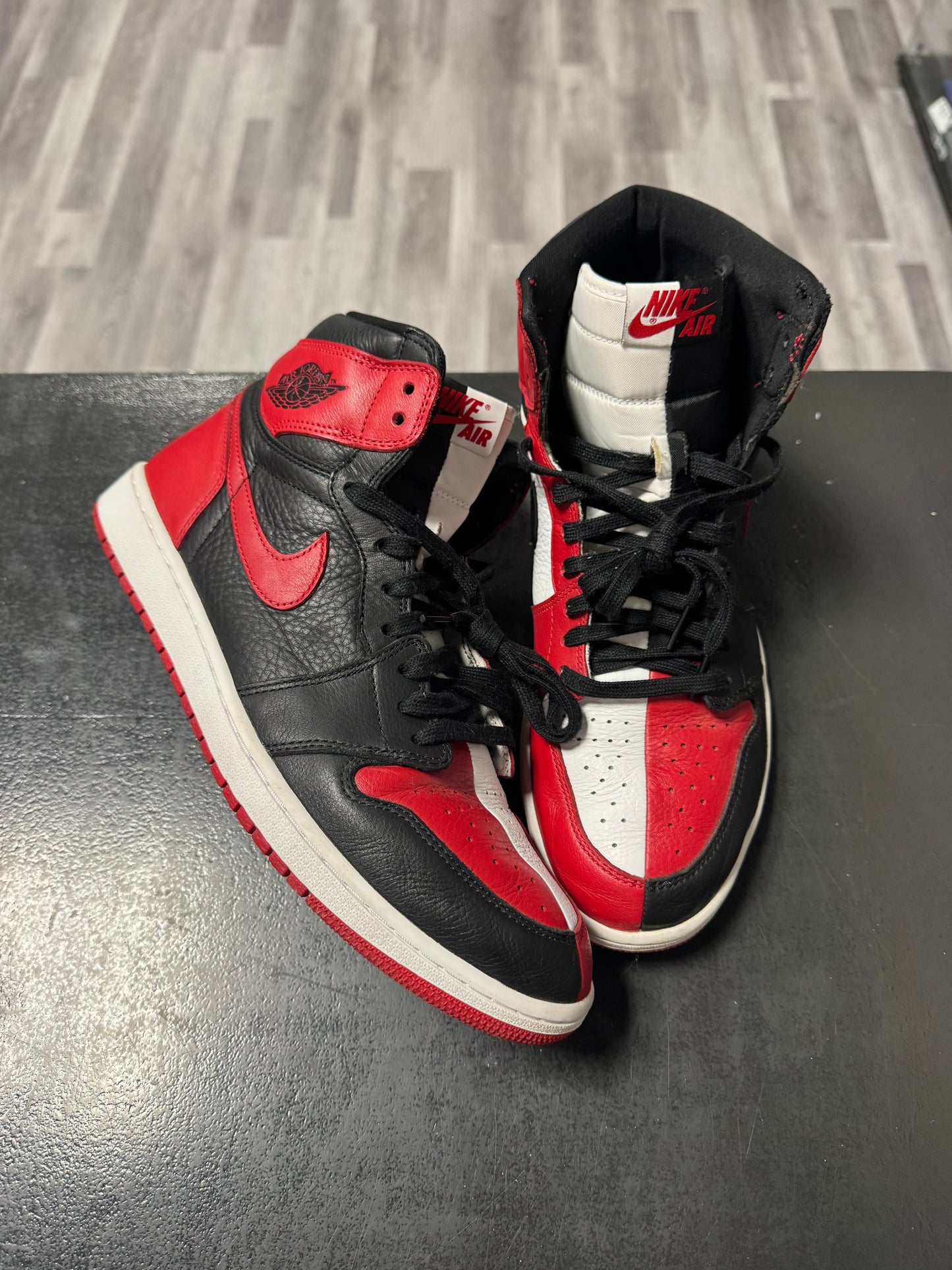 Jordan 1 Homage To Home / Preowned