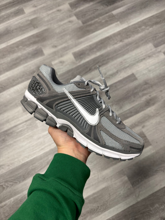 Nike Zoom Vomero 5 Cool Grey / Brand New