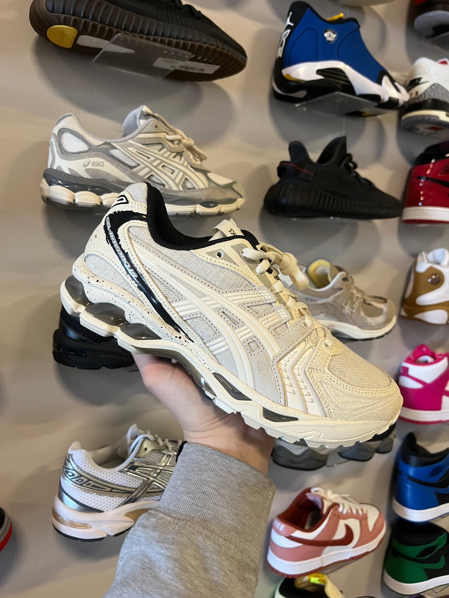 Asics Gel-Kayano 14 Cream / Brand New