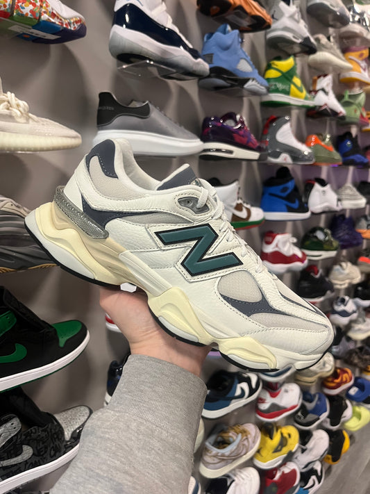 New Balance 9060 Spruce / Brand New