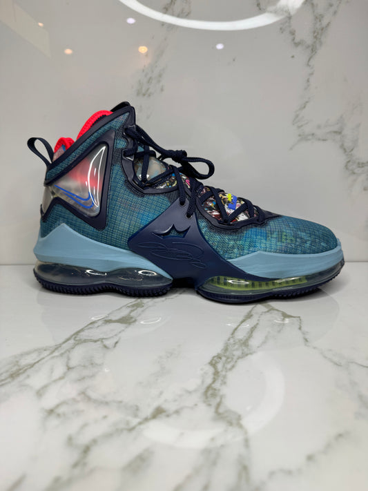 LeBron 19 Dutch Blue / Brand New