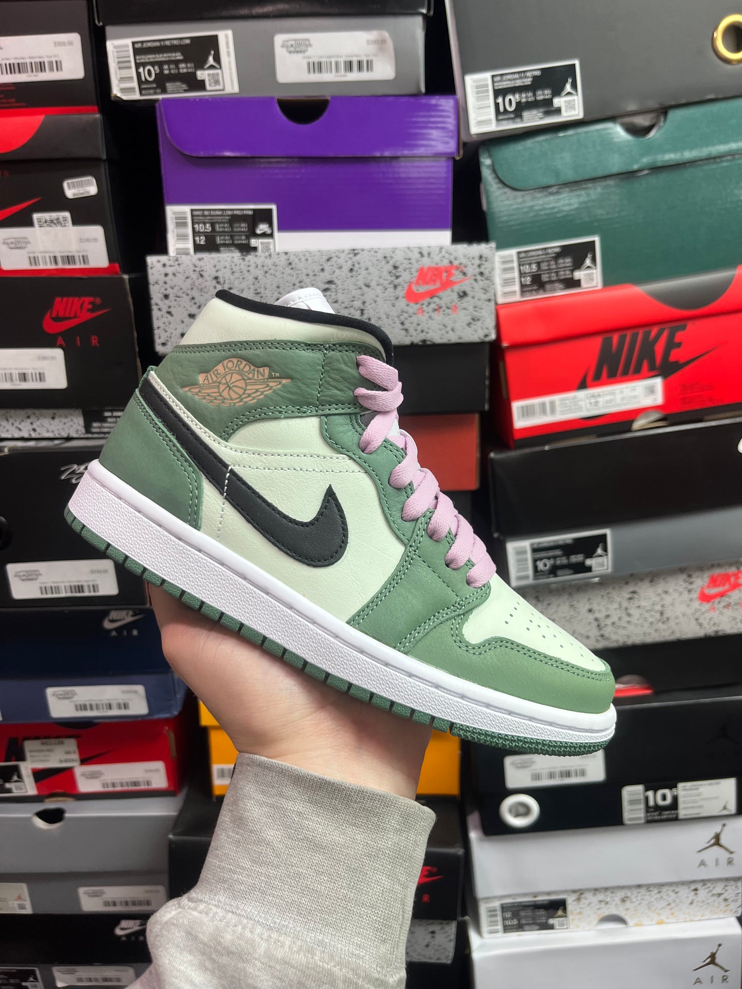 Jordan 1 Mid Dutch Green cz0774-300 / Brand New
