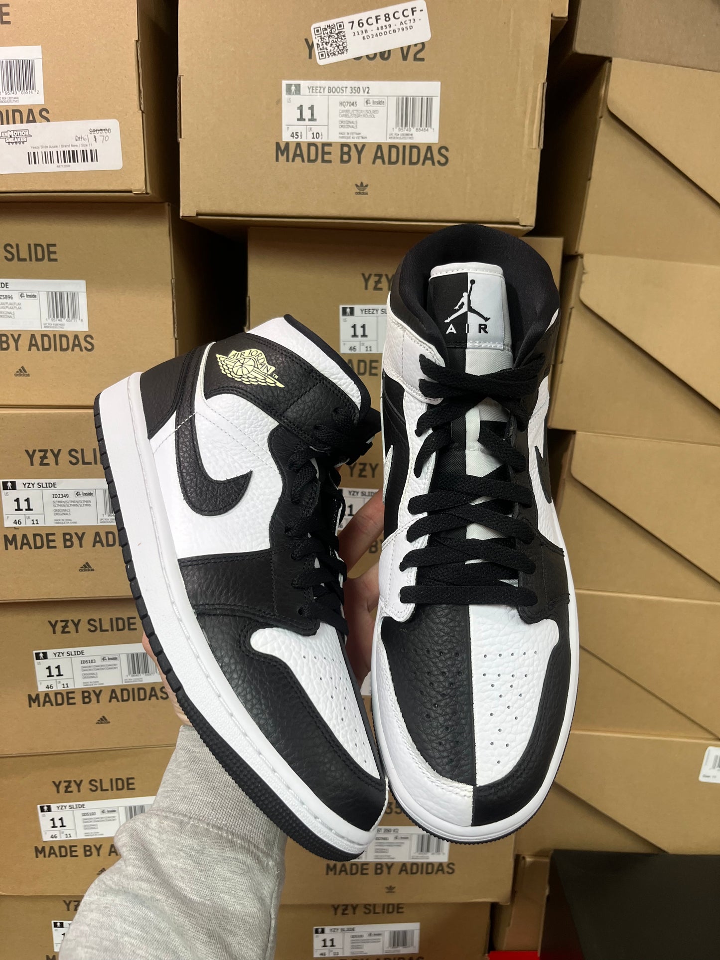 Jordan 1 Mid Homage / Brand New