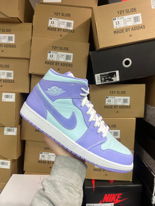 Jordan 1 Mid Purple Pulse / Brand New