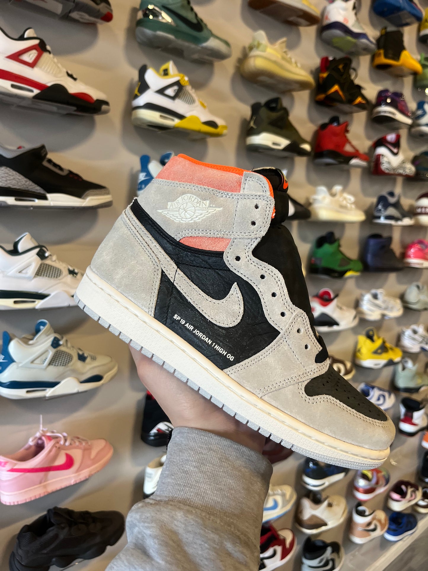 Jordan 1 Neutral Grey Hyper Crimson / Brand New
