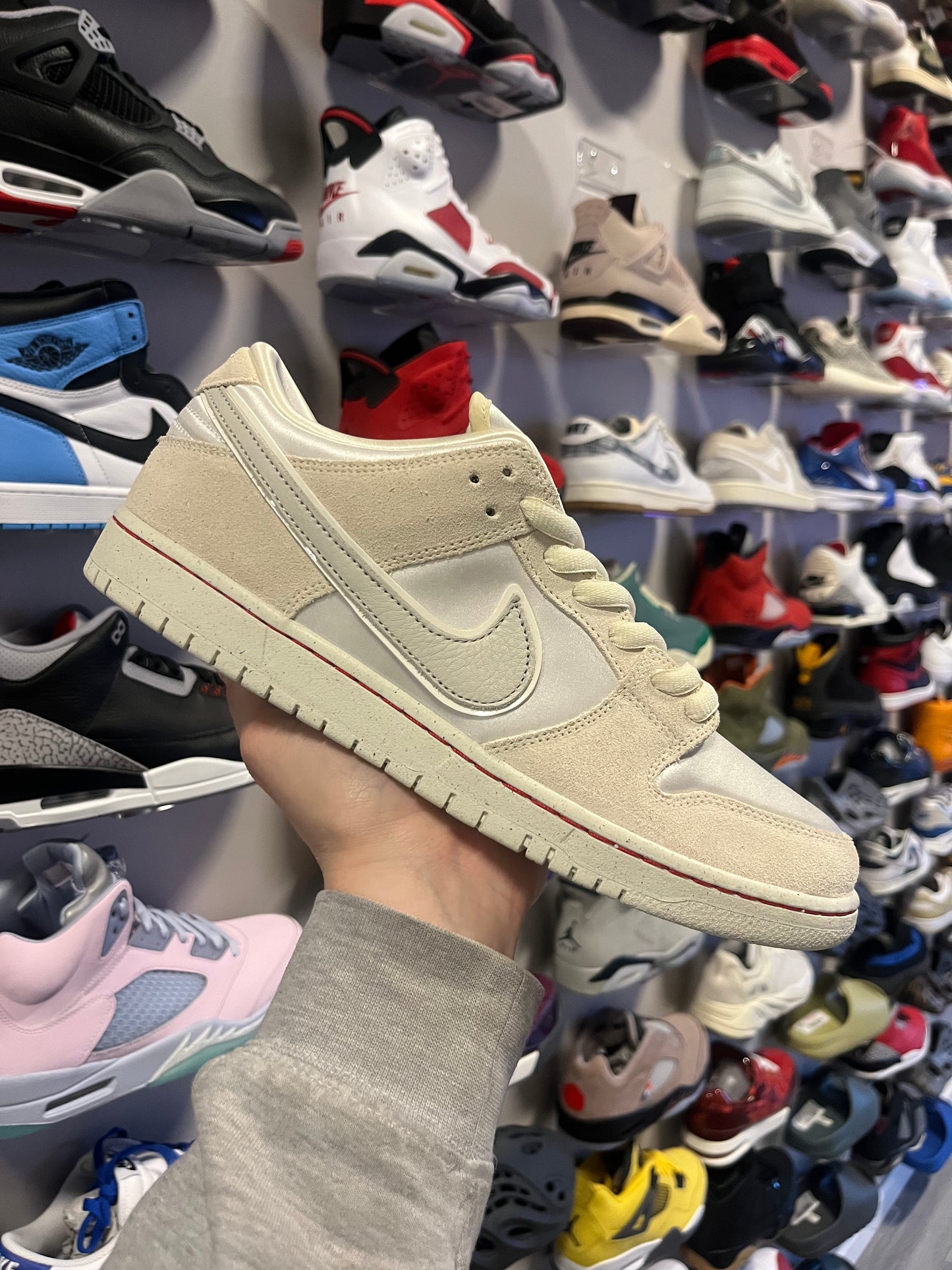 Dunk Low SB City of Love Light Bone / Brand New