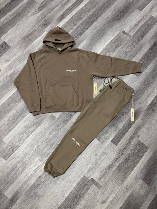 Essentials Fear of God Sweatsuit (Desert Taupe)