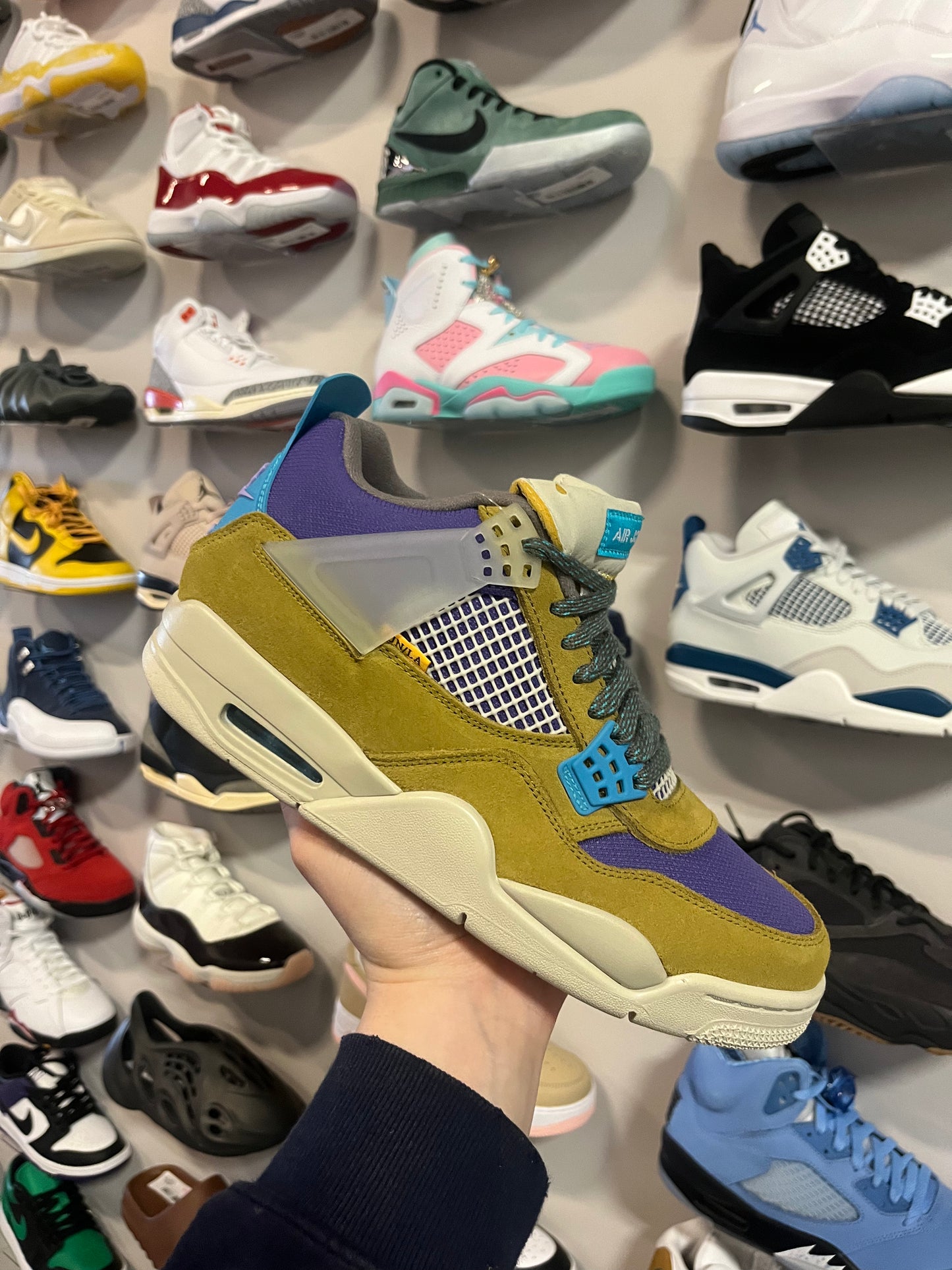 Jordan 4 Union Desert Moss / Brand New