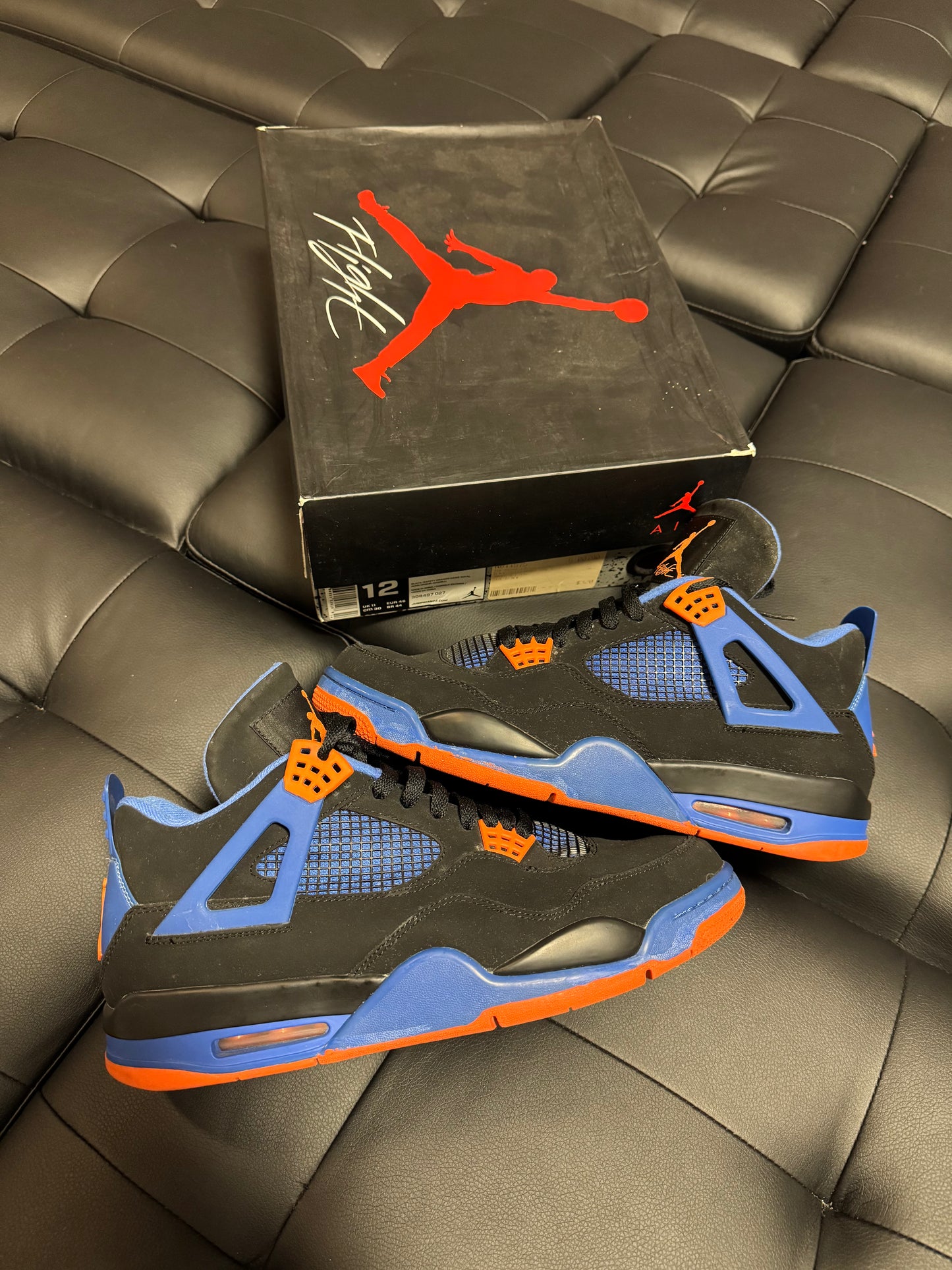 Jordan 4 Cavs / Preowned