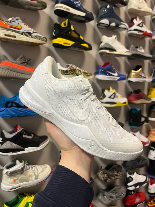 Kobe 8 Halo / Brand New