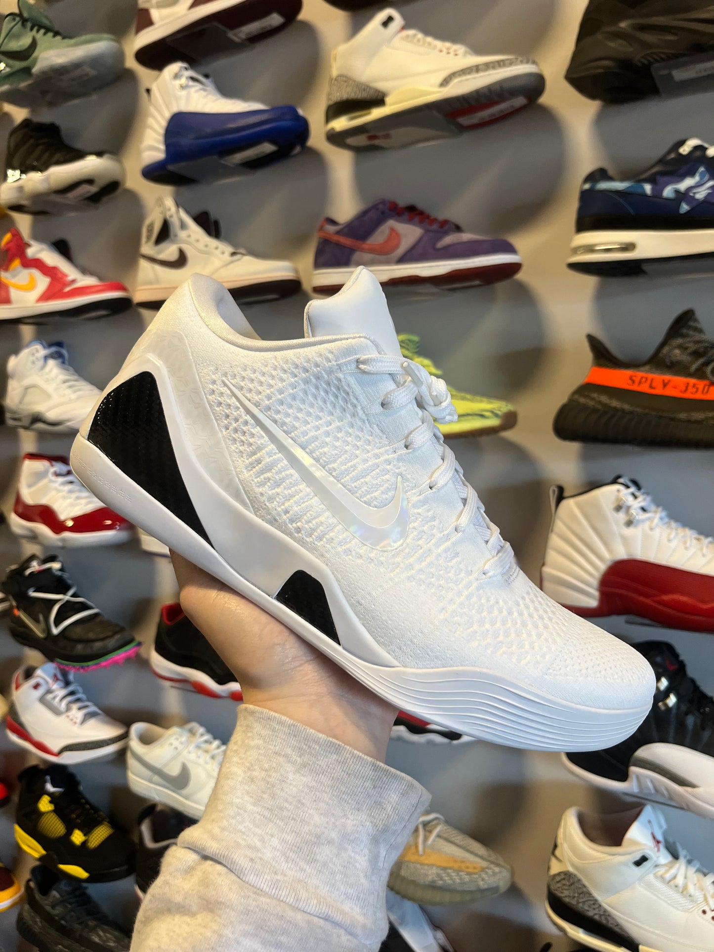 Kobe 9 Low Halo / Brand New