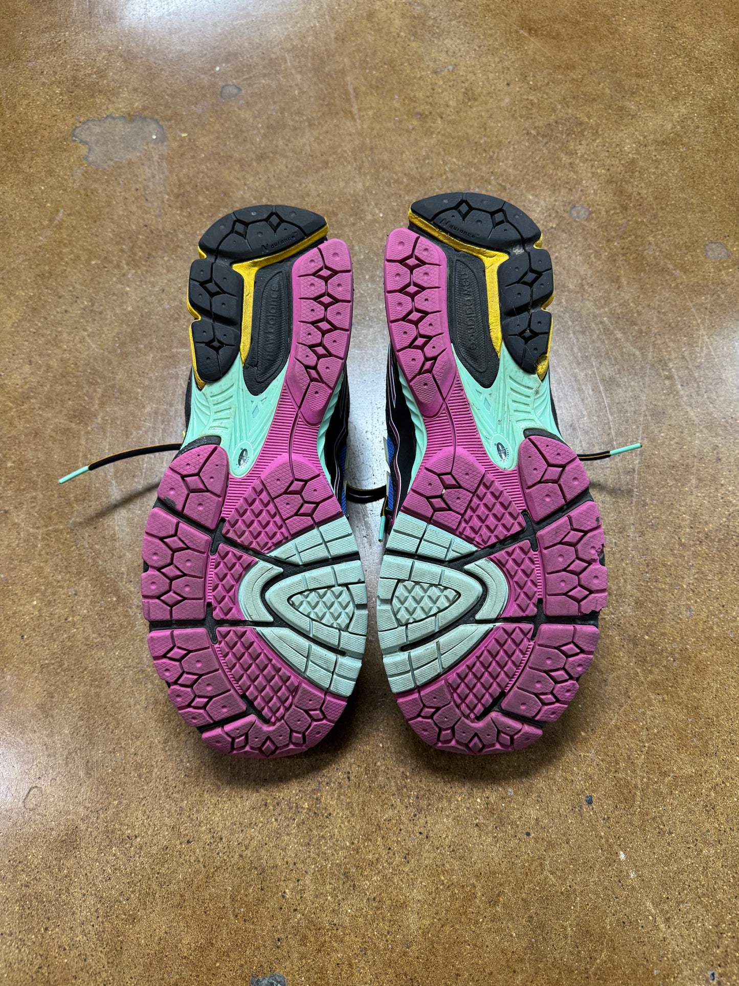 New Balance 1906R Neon Lights / Preowned