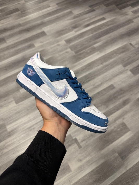 Dunk Low SB Born x Raised / Brand New