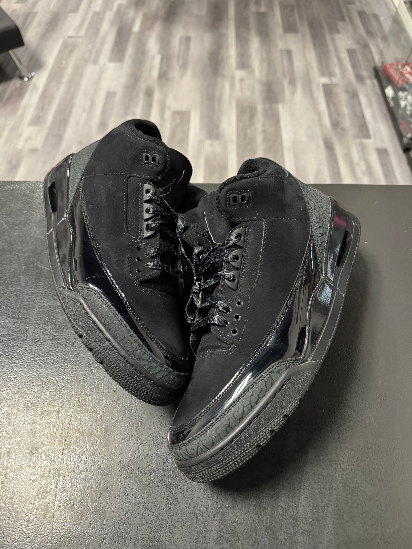 Jordan 3 Black Cat / Preowned