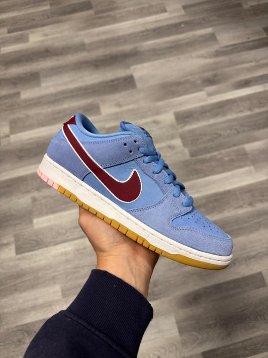Dunk Low SB Phillies / Brand New