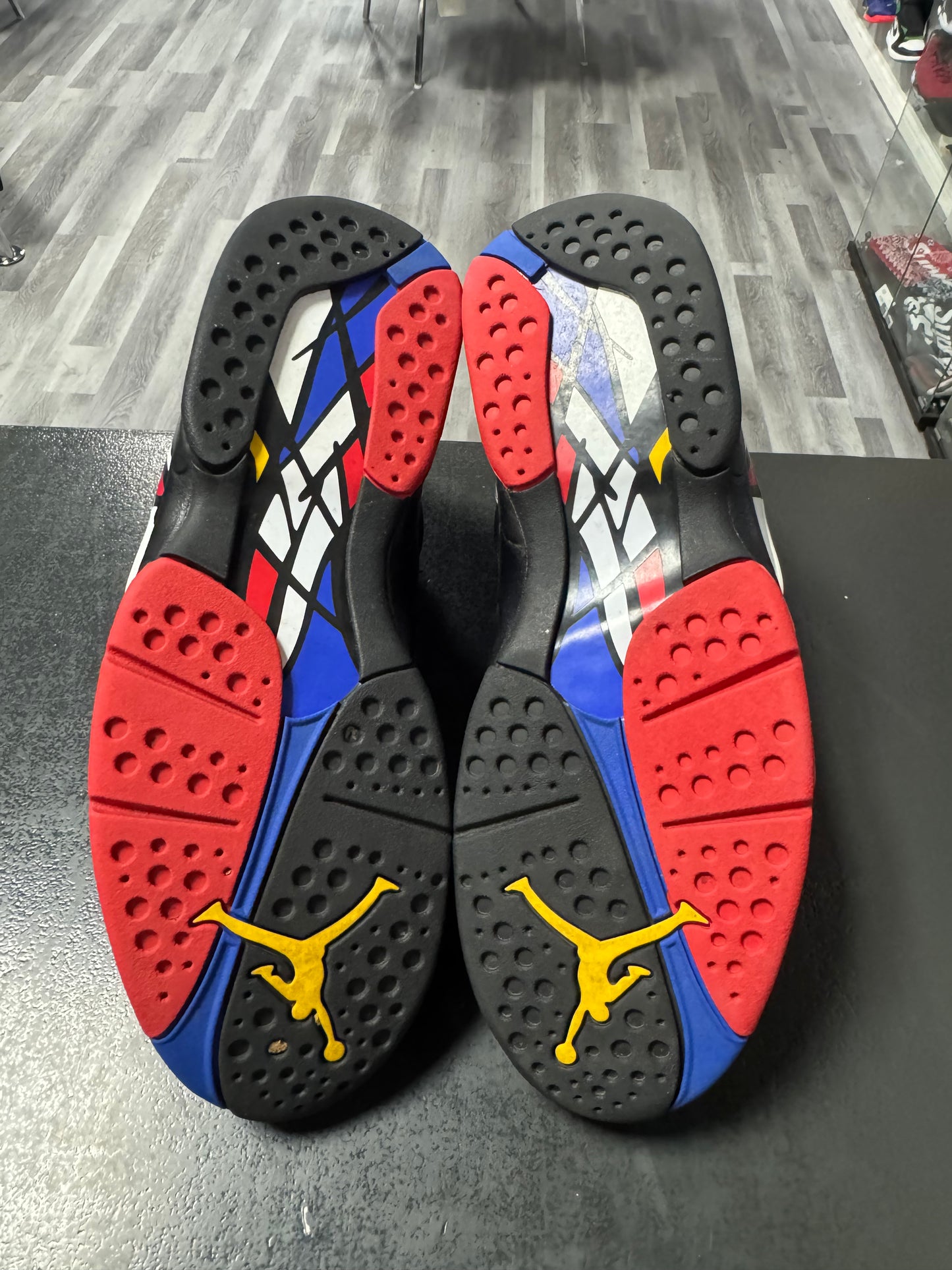 Jordan 8 Playoff / Preowned