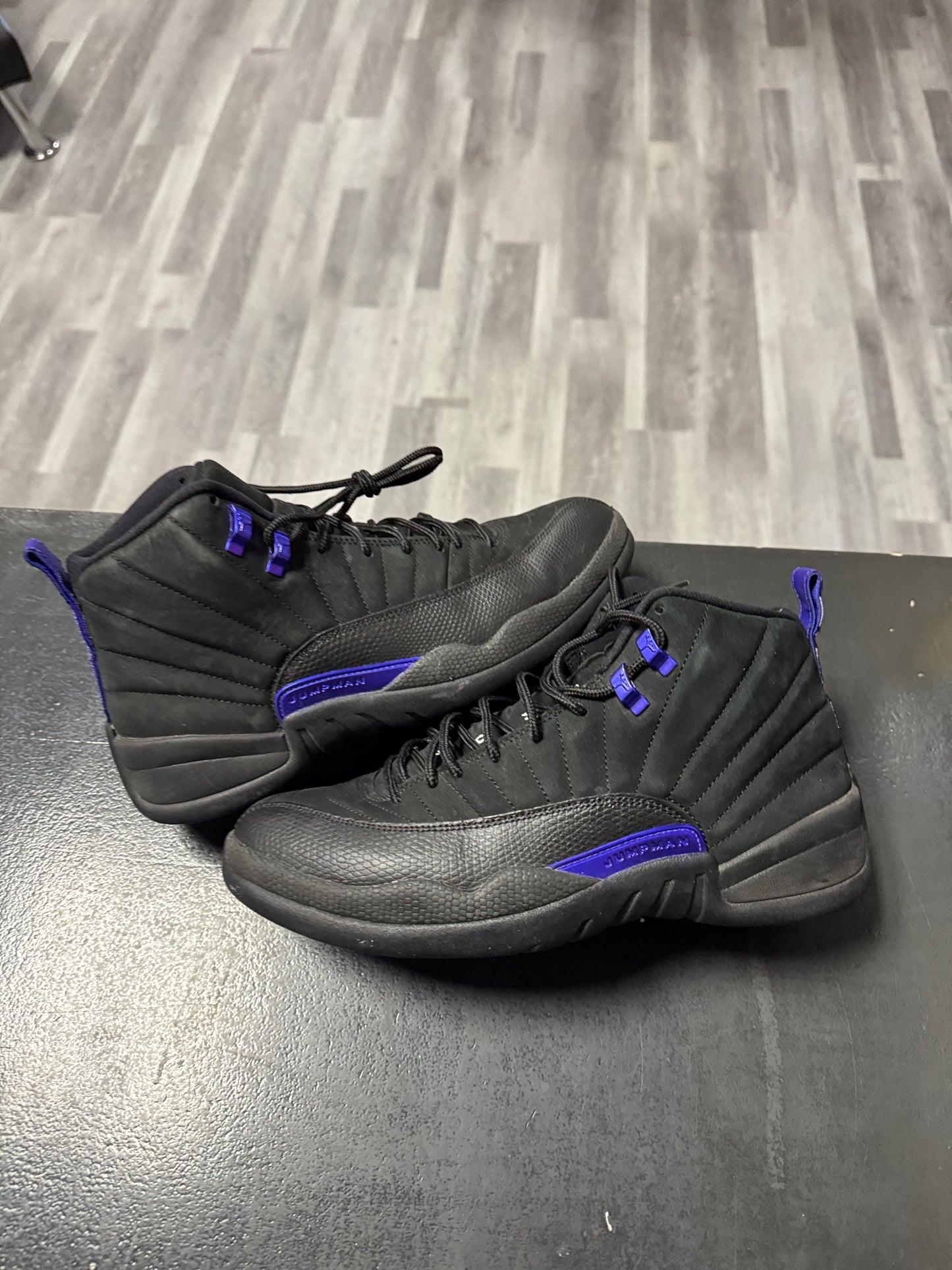 Jordan 12 Dark Concord / Preowned