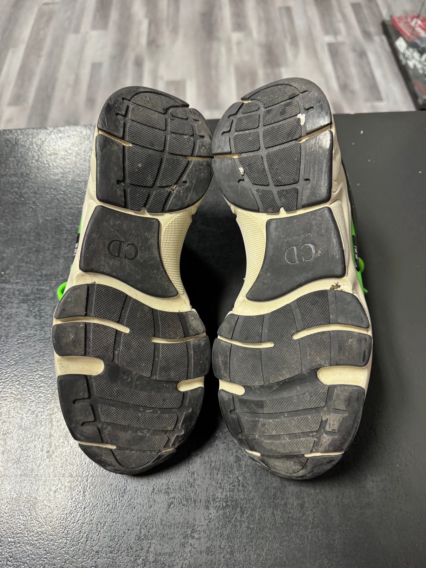 Dior B22 Cream White Olive Black / Preowned