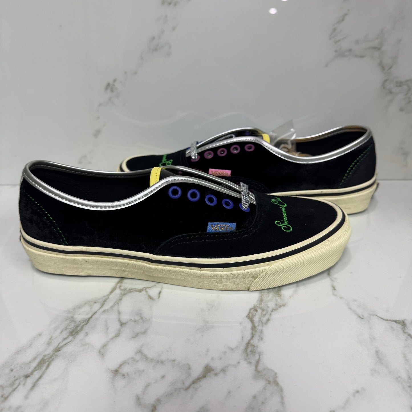 Vans Authentic Sinners Club Part 2 / Brand New