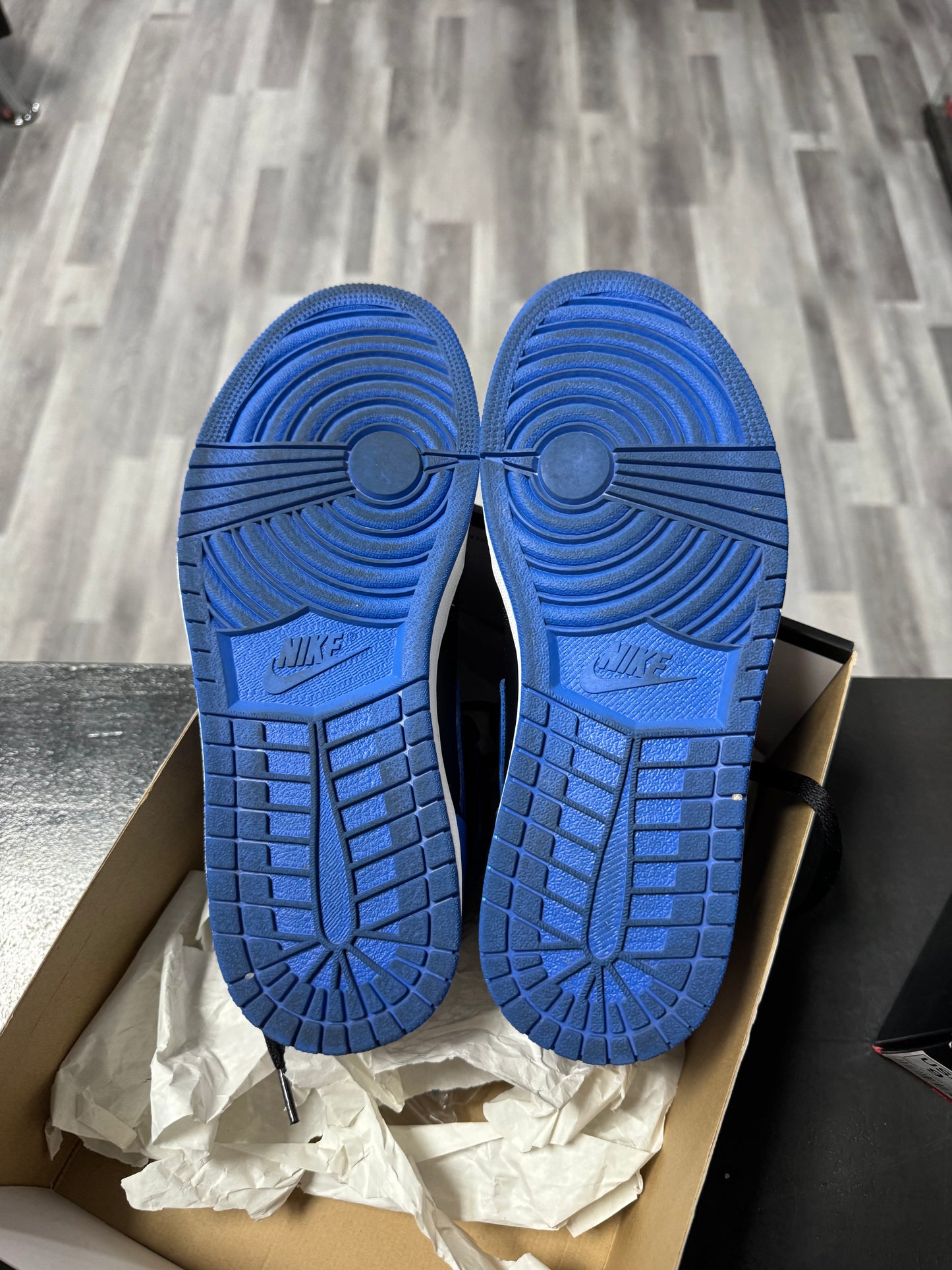 Jordan 1 Royal (2017) / Preowned
