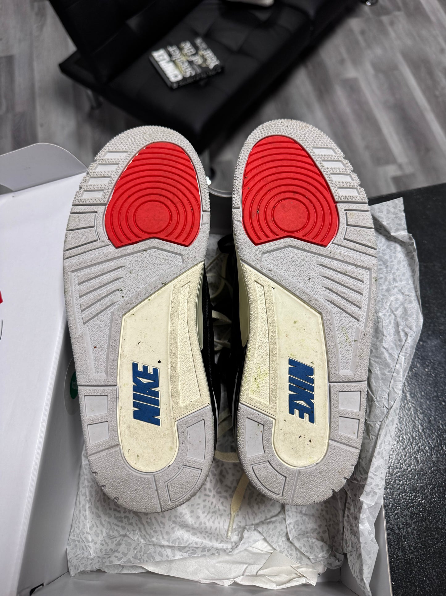 Jordan 3 Rare Air / Preowned