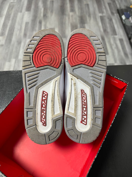 Jordan 3 Fire Red / Preowned