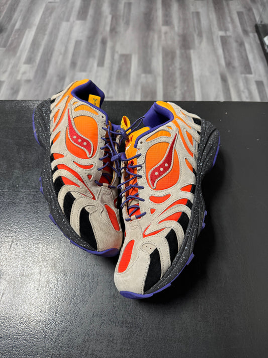 Saucony Grid Azura 2000 Astrotrail / Preowned