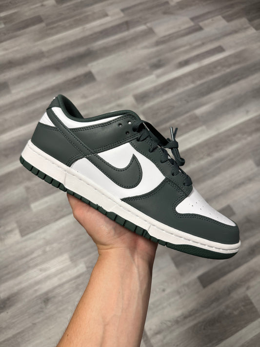Dunk Low Vintage Green / Brand New