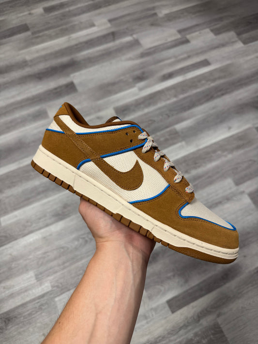 Dunk Low Light British Tan / Brand New